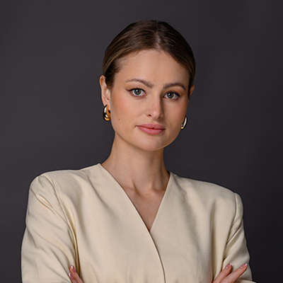 Исхакова_Д_B_CV.png